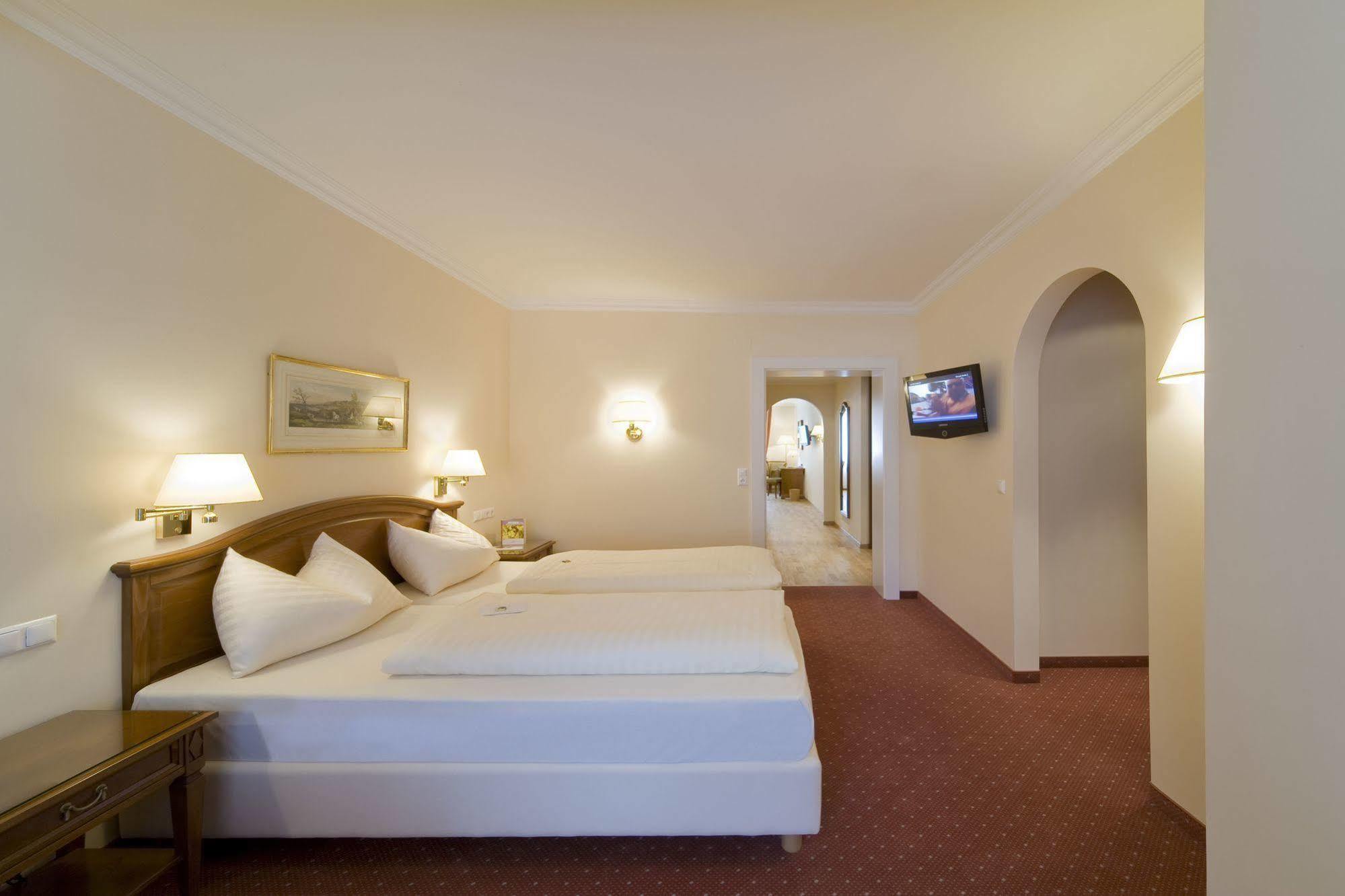 Vergeiner'S Hotel Traube لينز المظهر الخارجي الصورة